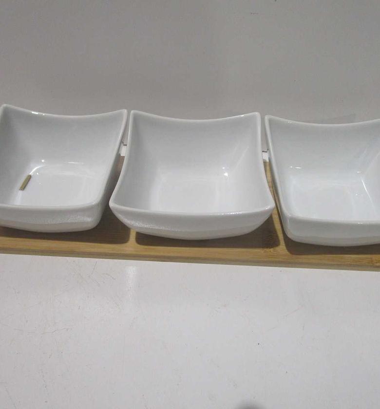 Serving set porcelain 4pcs image