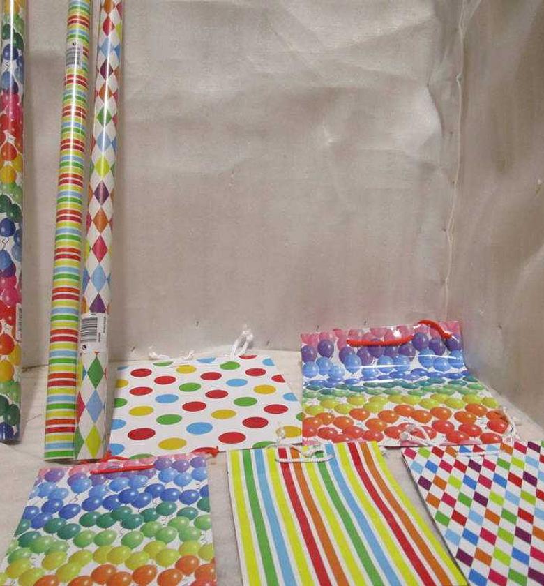 Gift paper and bags #ref:ppn900000# image