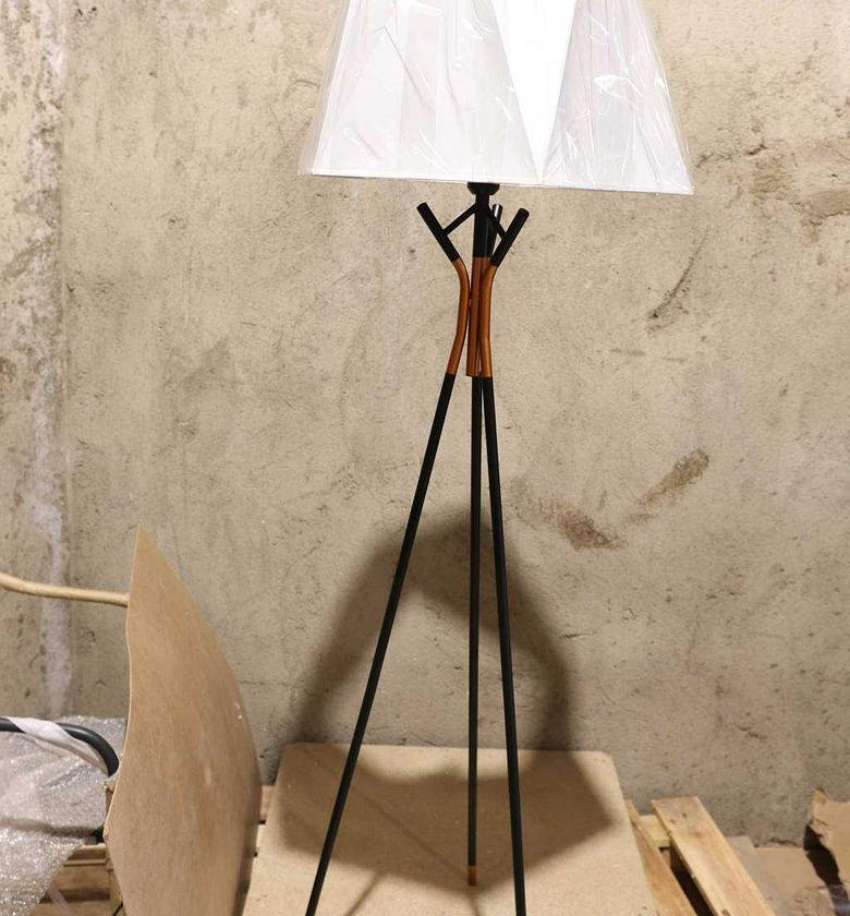 Floor lamp assorted  whit image