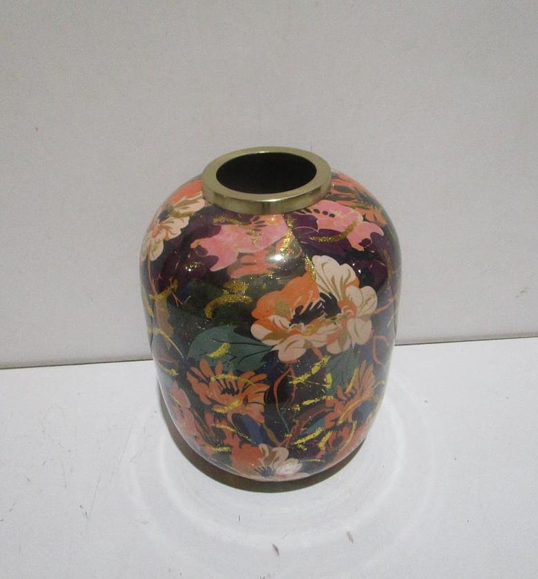 100% iron vase prnted flowers image