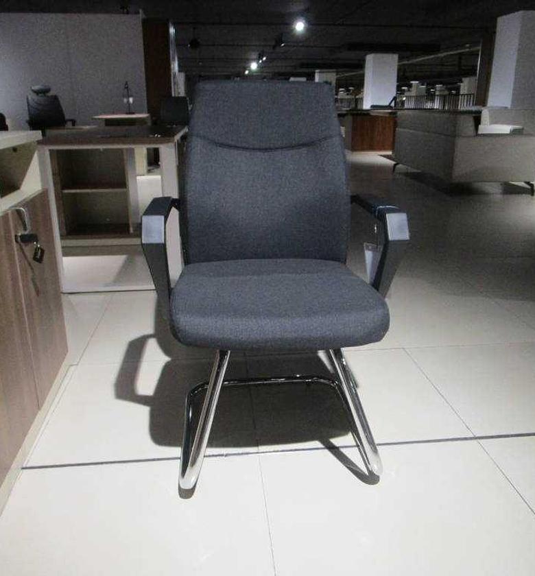 OFFICE VISITOR CHAIR TEXT image