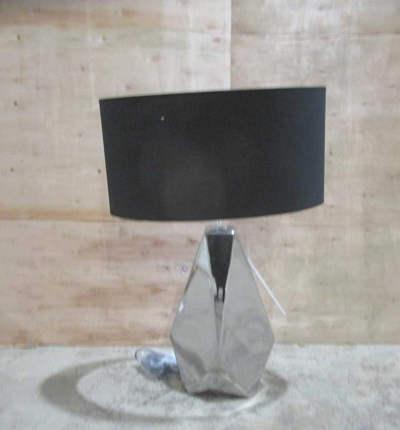 Table lamp +----- uk plug image