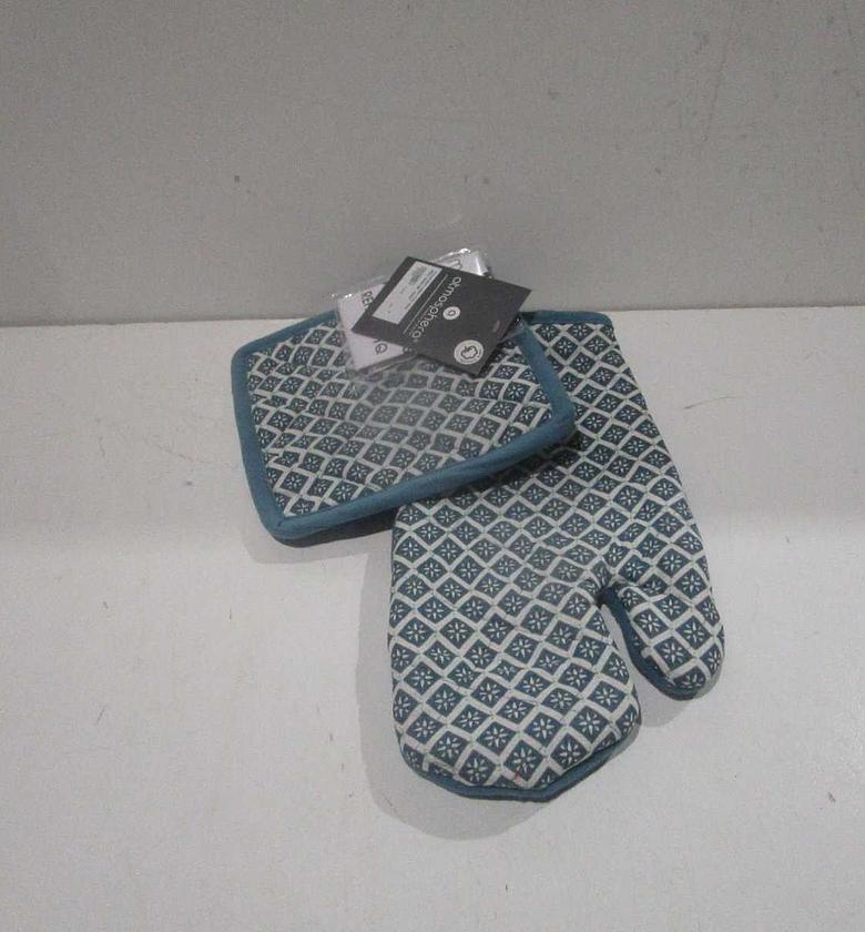 Glove+mitt print ctn tikal image