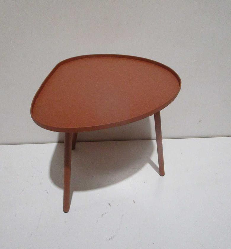 100% iron table small #ref:60768 image