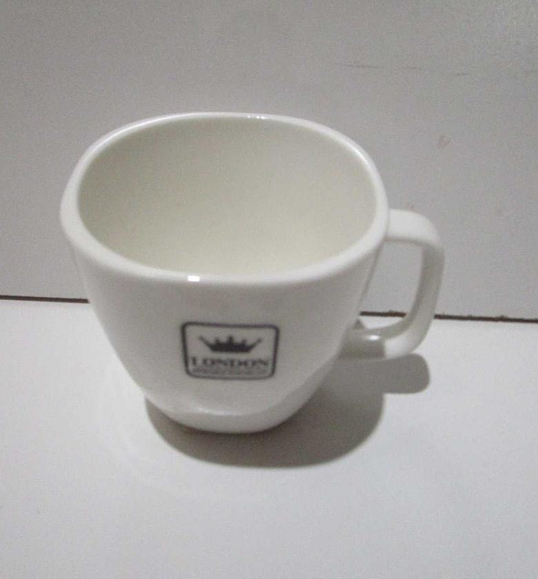 Cup and saucer 200cc porcelain image