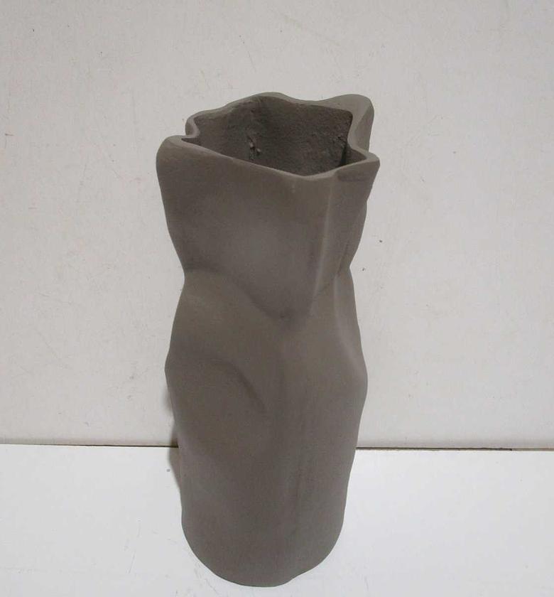 Vase aluminium rough finish image