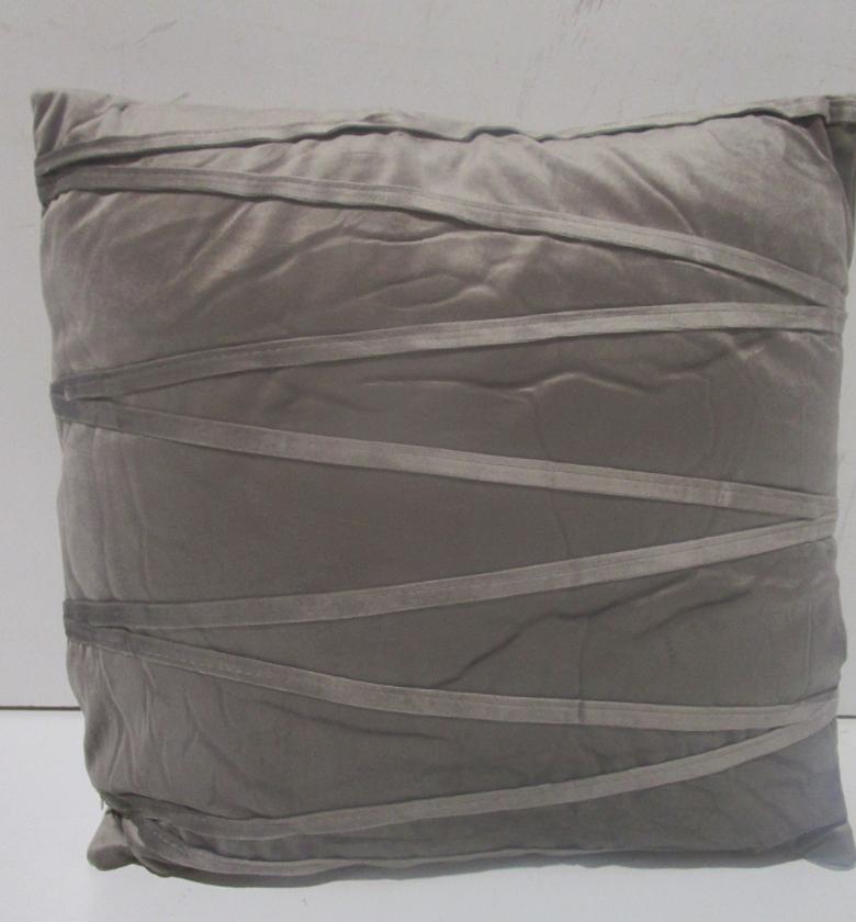 Cushion grey 43x43 18# (line image