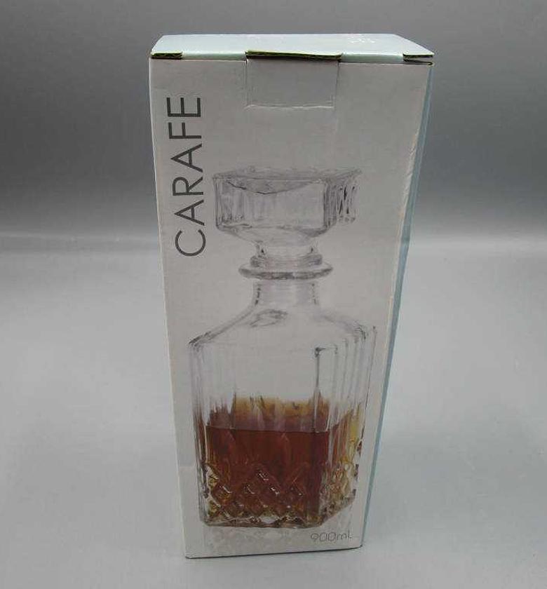 Decanter glass with lid 900ml image