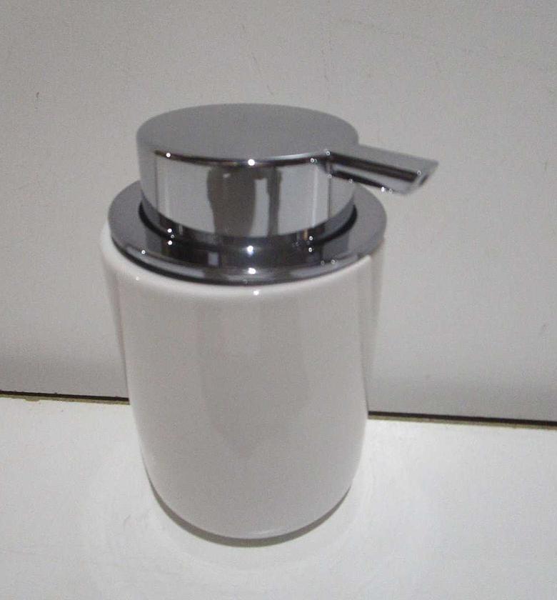 Soad dispenser dolomite round image