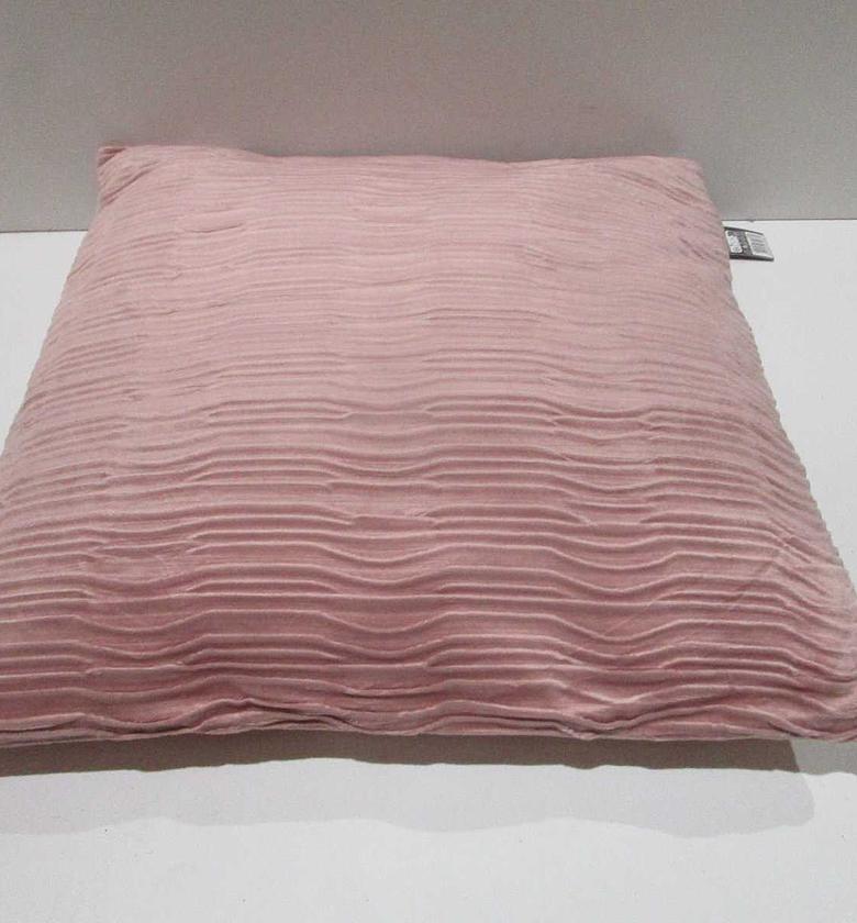 Cushion 45x45cm pleat 3ass image