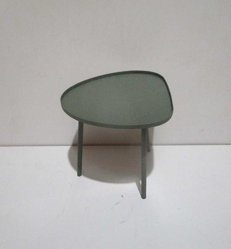 100% iron table small #ref:60768 image