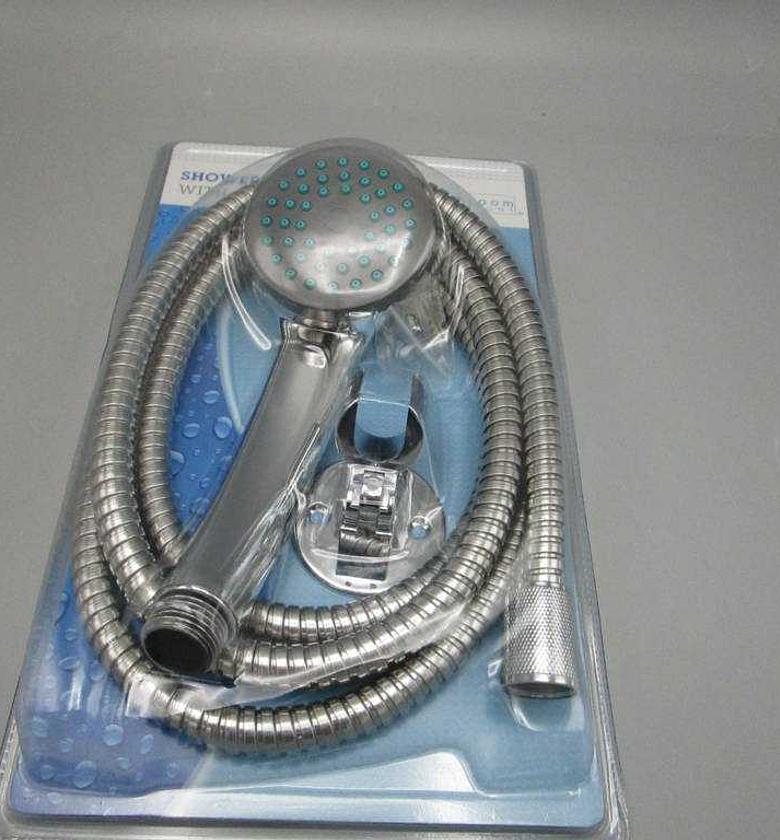 SHOWER HEAD WITH HOSE image