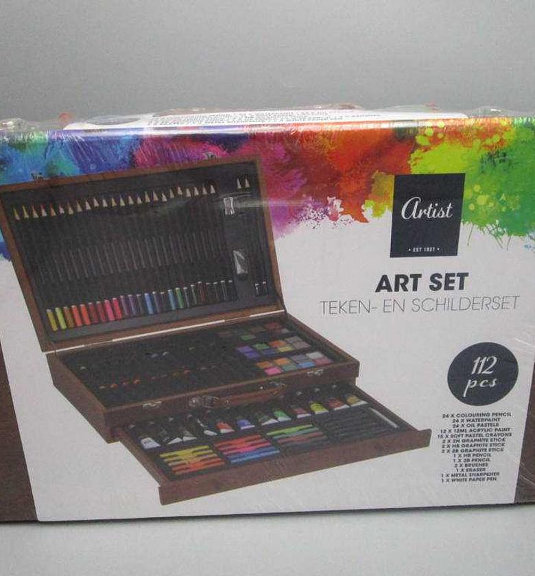 PAINTING ART SET IN BOX image