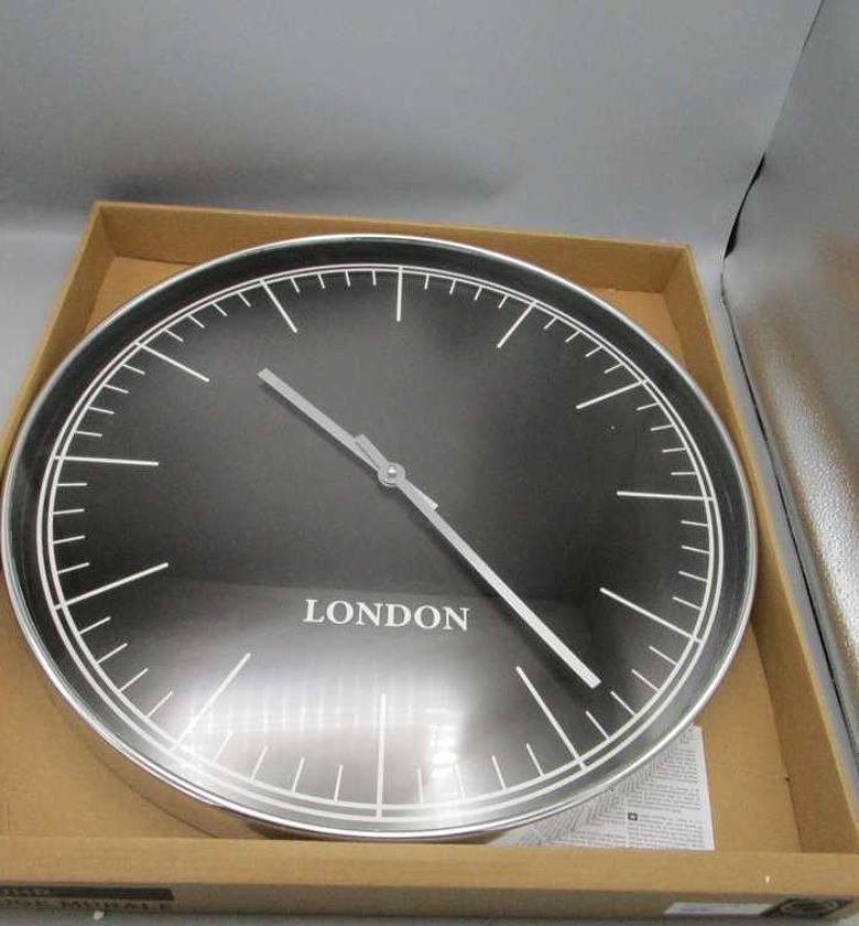 Wall clock pp silver rim image