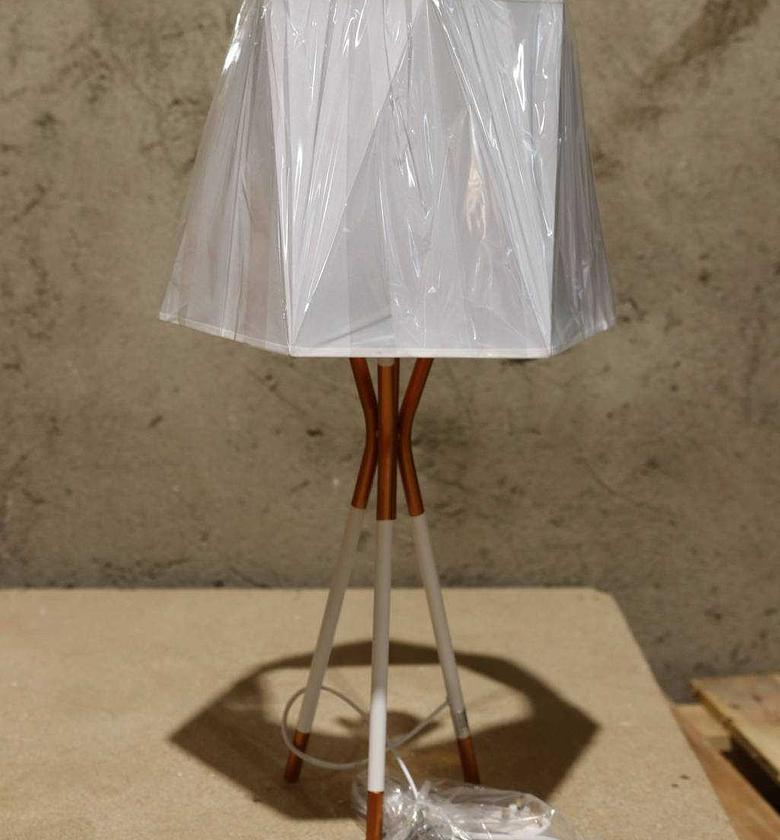 TABLE LAMP
WO BULB E27 image