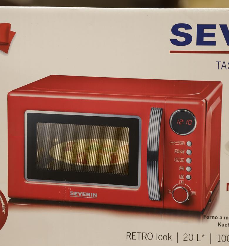 Retro Design Microwave wi image