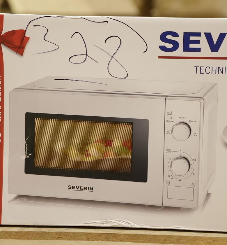 Retro Design Microwave wi image