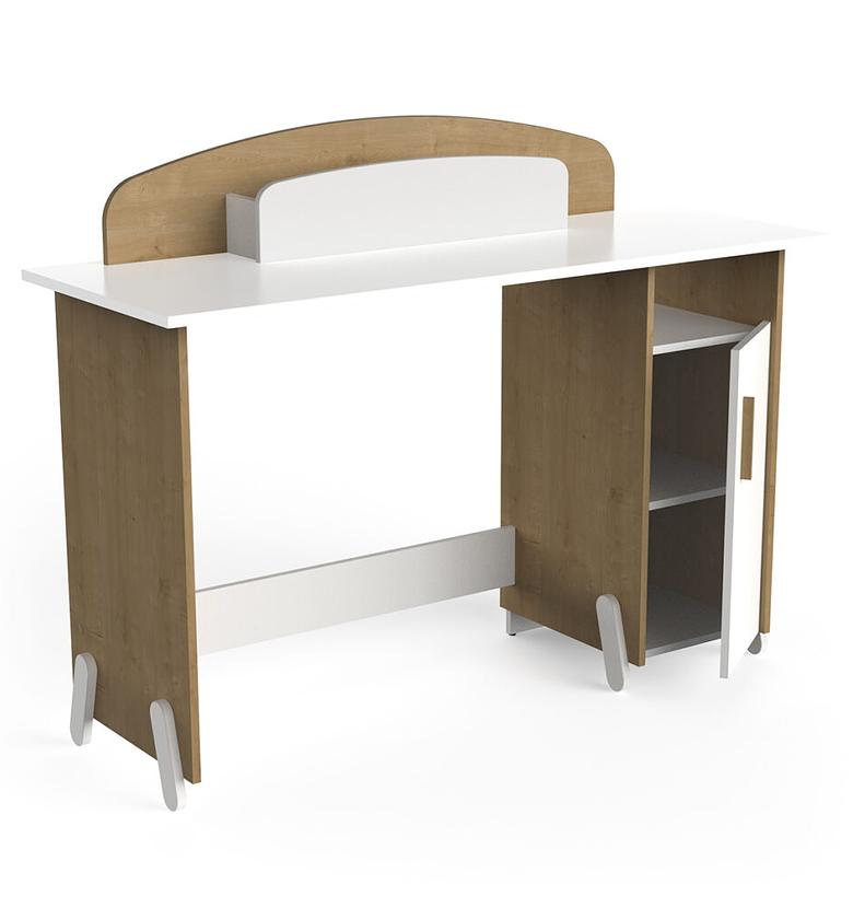 Desk #ref:367704 134,8 x 103,4# image