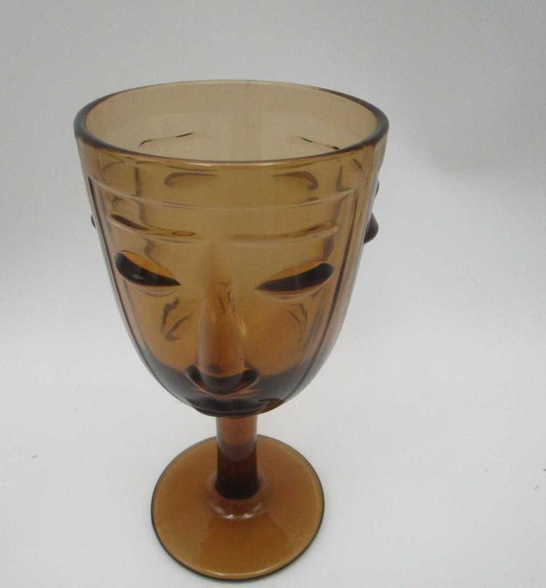 Wine glass face shape #ref:jy192006br image