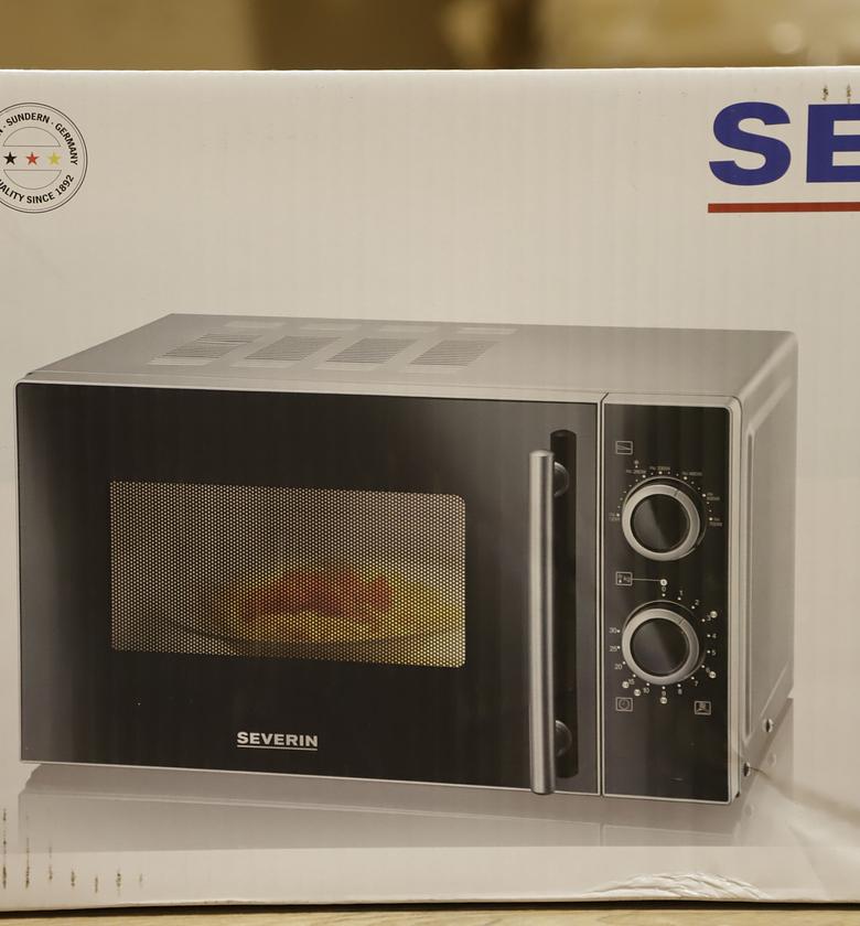 Microwave, approx. 700 W, image