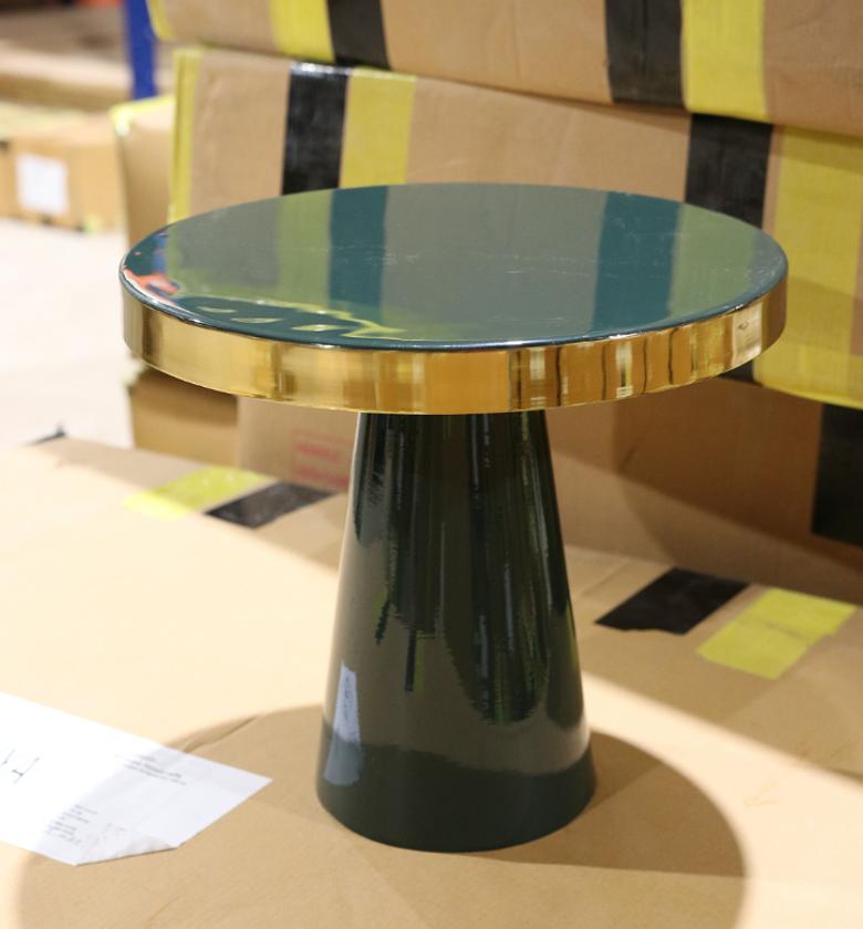 COFFE TABLE W CONIC BASE image