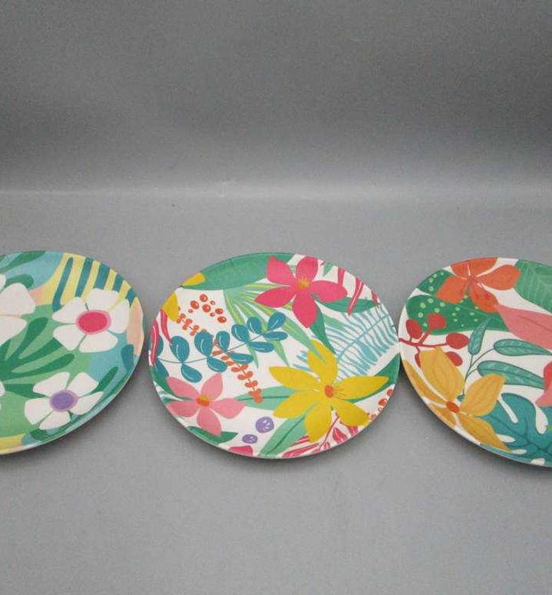 PLATE FLAT MELAMINE 20CM image