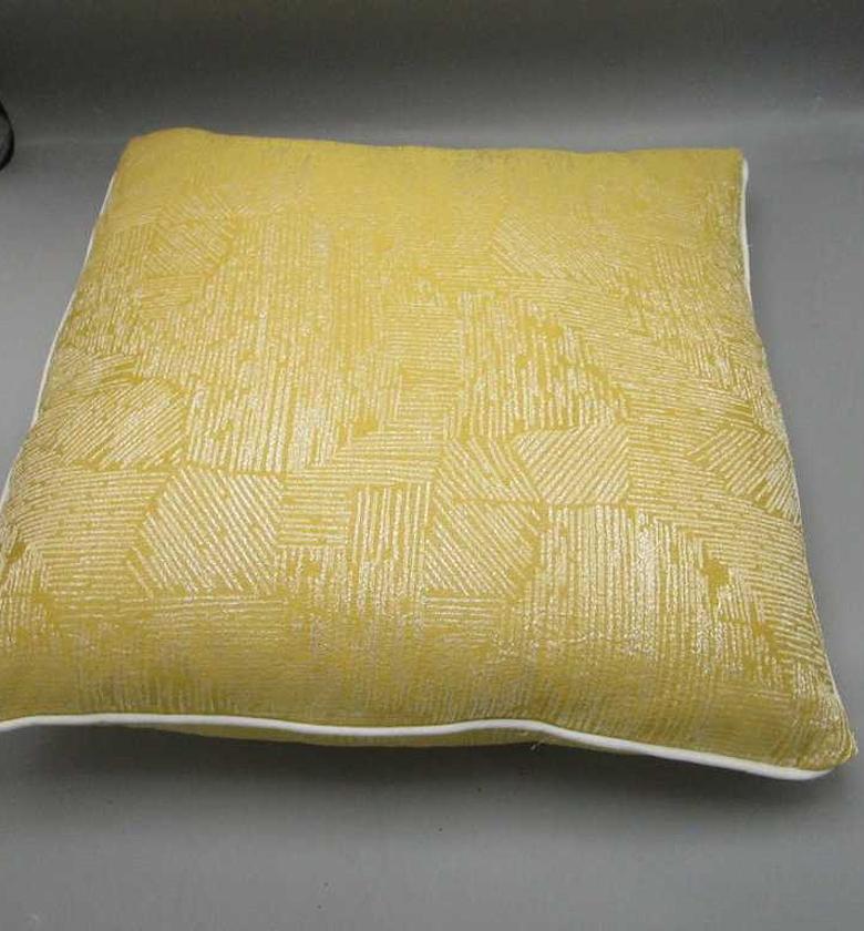 Cushion with 400grs filli image