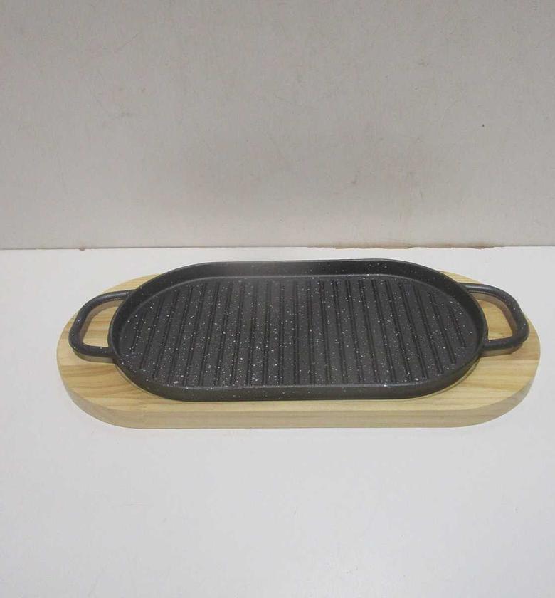 Cast iron plate+wooden base image