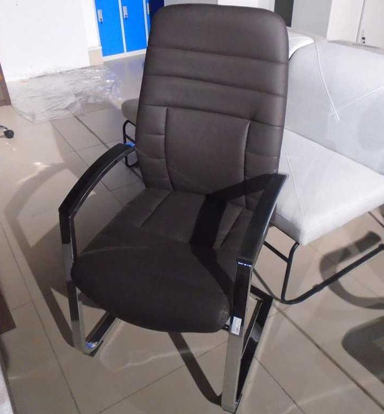 Visitor chair full pu ft- image