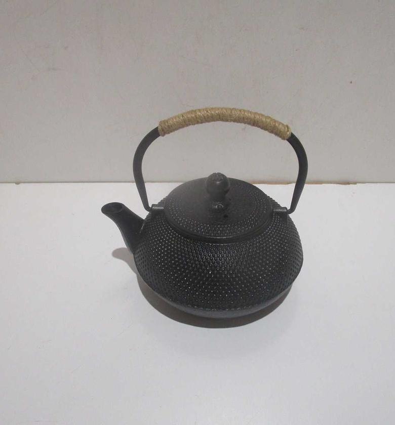 Cast iron tea pot 800ml image