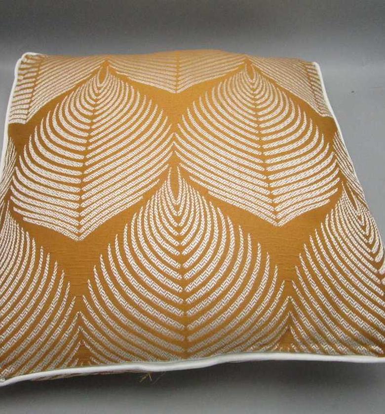 Cushion with 400grs filli image