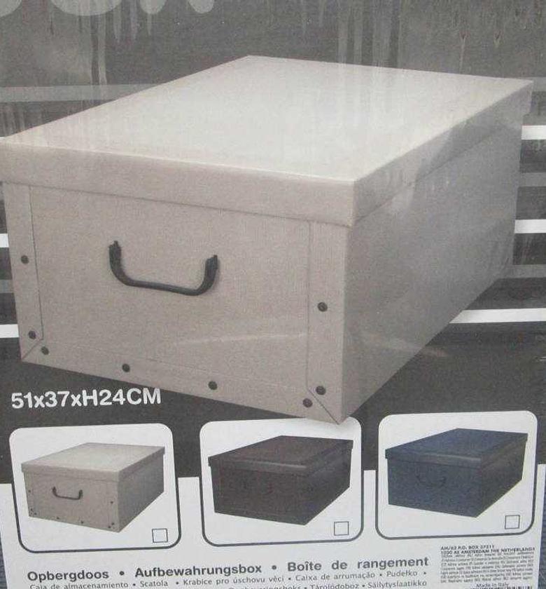 Storage box carton classic image