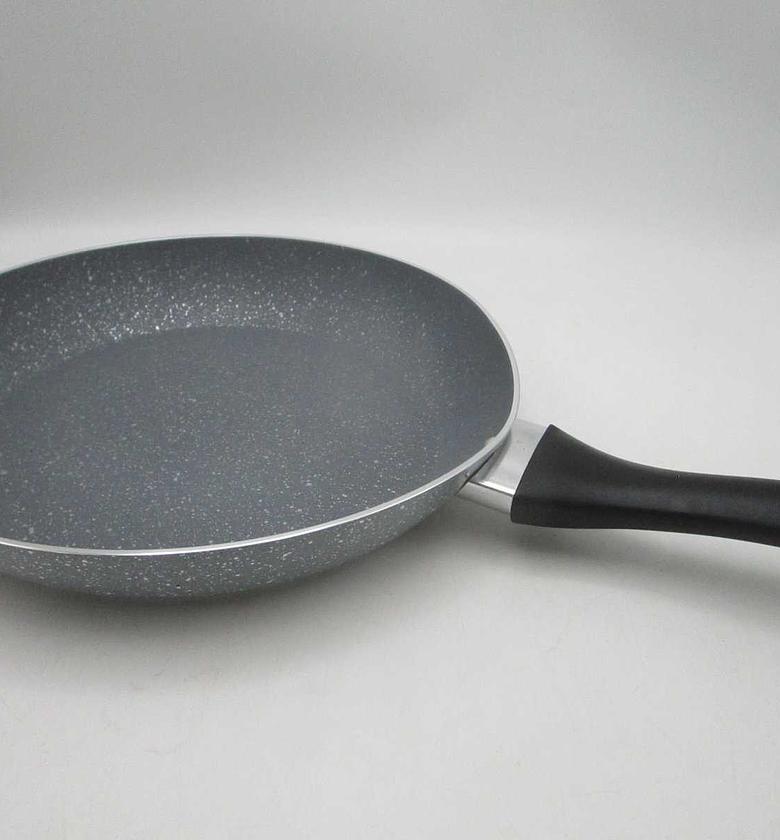 Frying pan non stick d. image