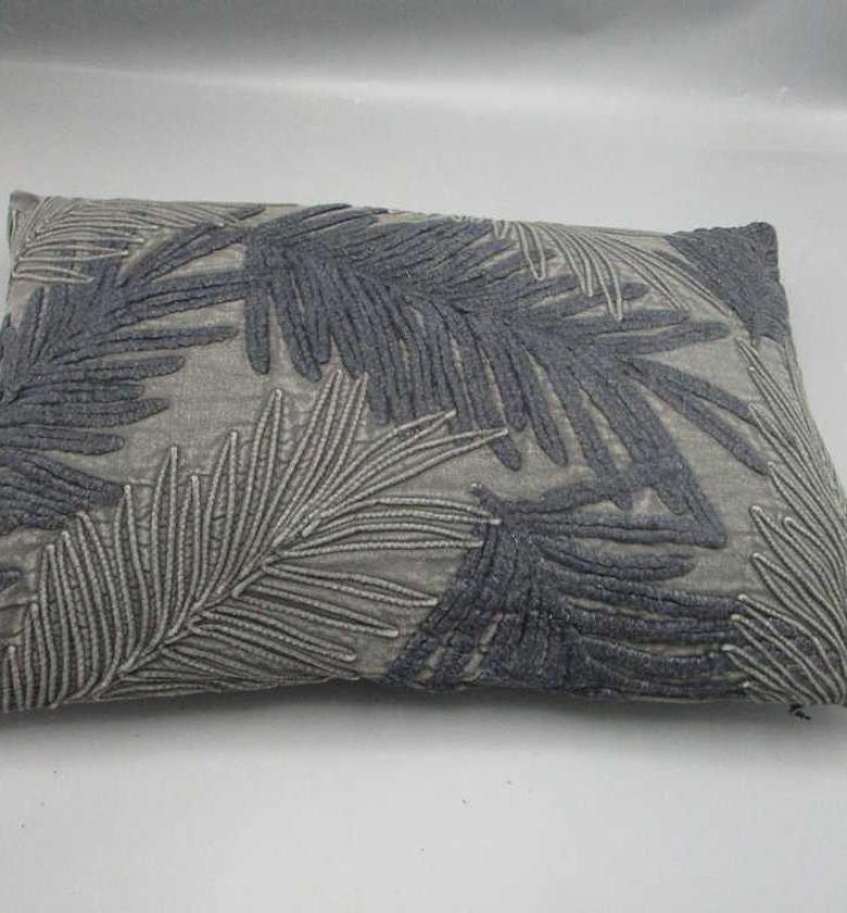 Cushion 30x45 cm 
cover-1 image