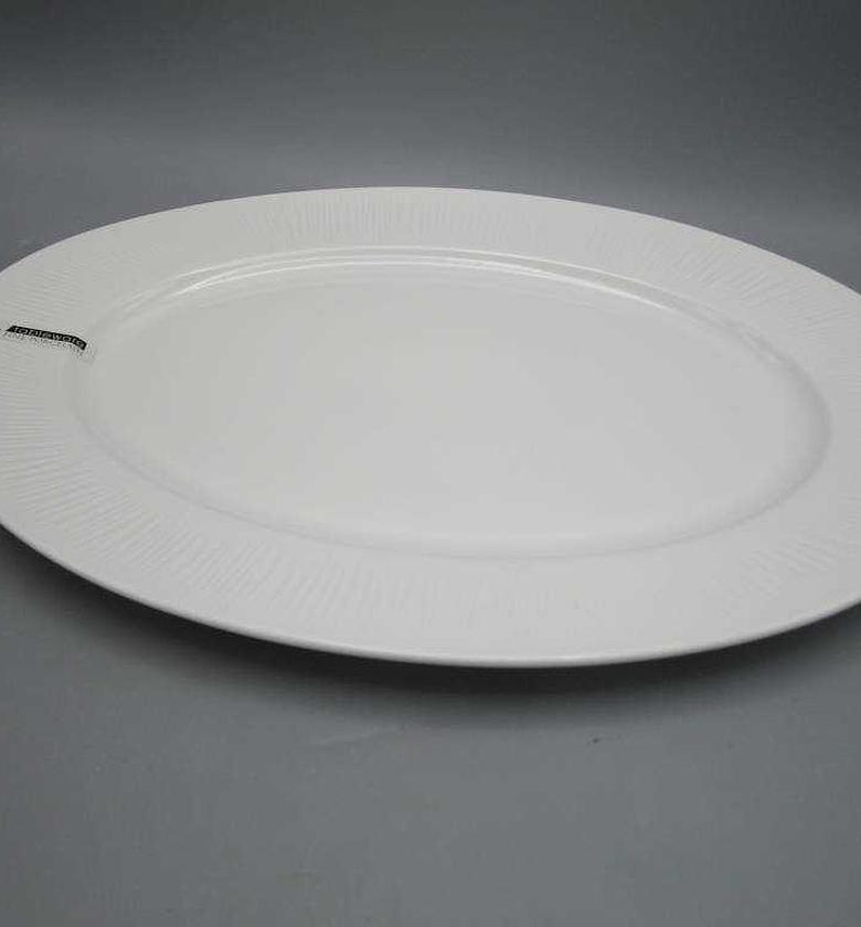 16"oval plate41X29X3.5WHI image