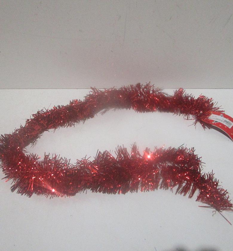 Glossy garland pet packing: image