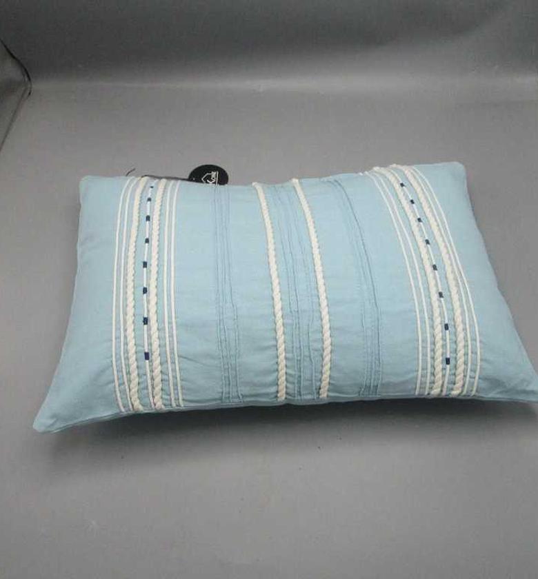 Cushion 30x45 cm 
cover-1 image